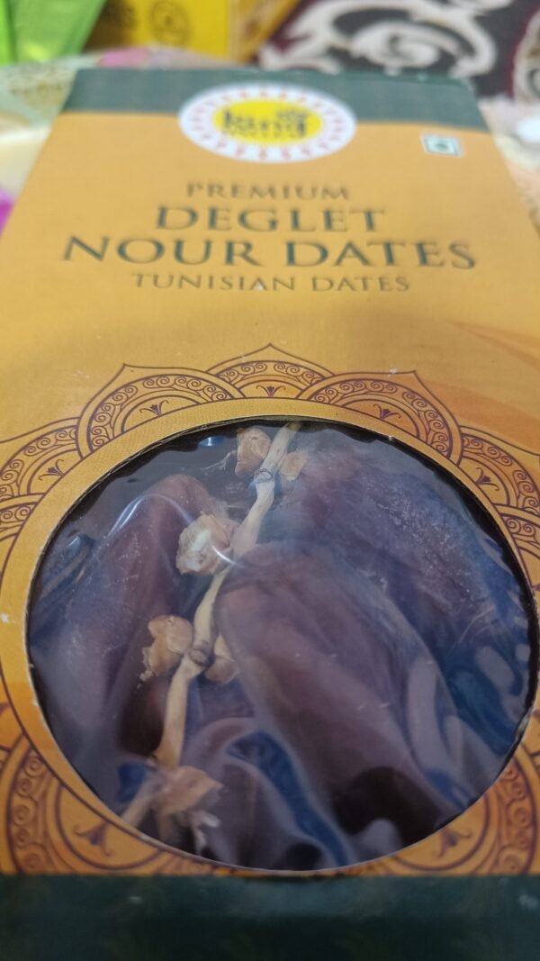 King Uncle Deglet Nour Dates: A Taste of Tunisian Luxury 500g - Image 2